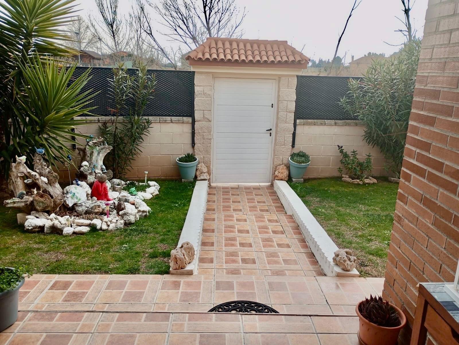 Chalet en Pinseque (Zaragoza)
