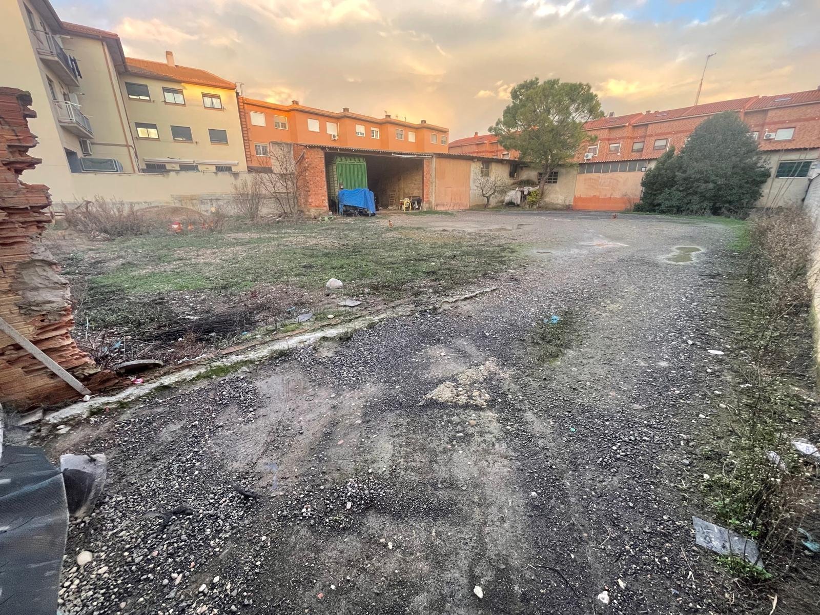 Terreno en La Puebla de Alfindén (Zaragoza)